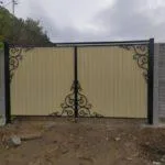 Кровельный работы и ворота в частном доме
